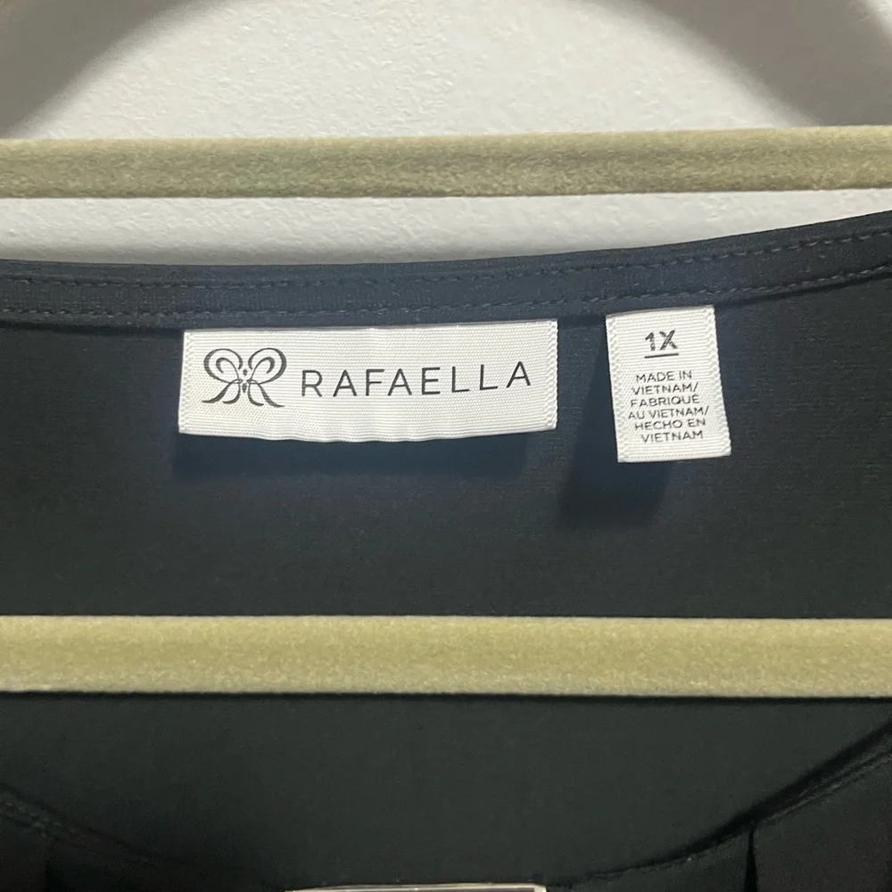 Rafaella - Picture 2 of 4